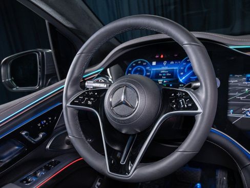 Certified 2023 Mercedes-Benz EQS 580 4MATIC SUV image 20