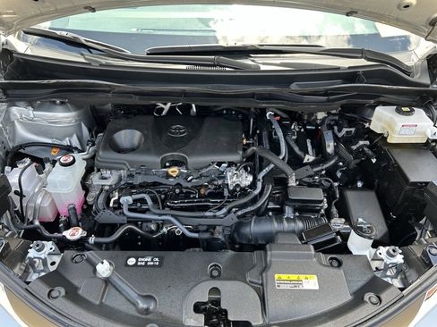 Certified 2025 Toyota Sienna LE FWD image 13