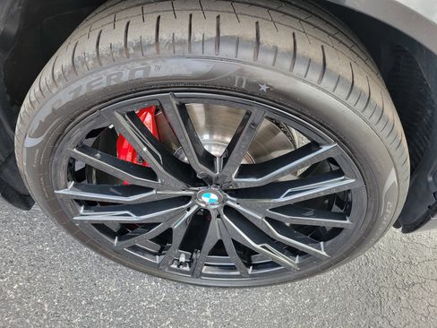 Used 2026 BMW X5 xDrive40i w/ Executive Package image 38