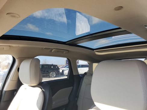 New 2026 Lincoln Corsair Reserve image 11