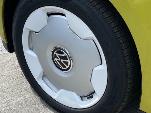 New 2025 Volkswagen ID. Buzz 1st Edition image 13