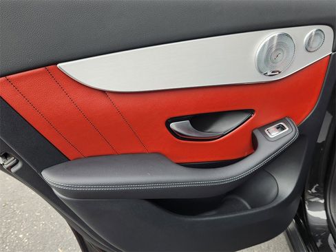 Used 2021 Mercedes-Benz GLC 300 GLC 300 image 11