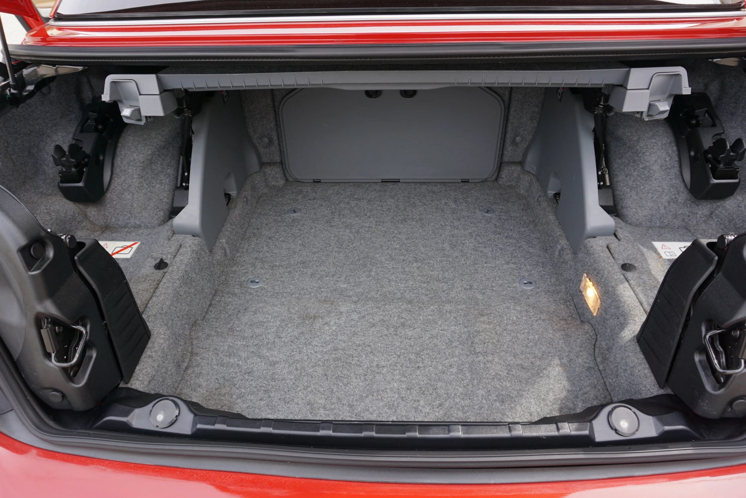 Used 2010 BMW M3 Convertible RWD image 20