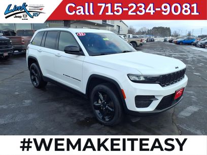 Used 2023 Jeep Grand Cherokee Altitude
