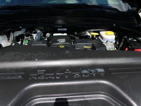 Used 2024 RAM 3500 Tradesman w/ Towing Technology Group AWD/4WD image 18