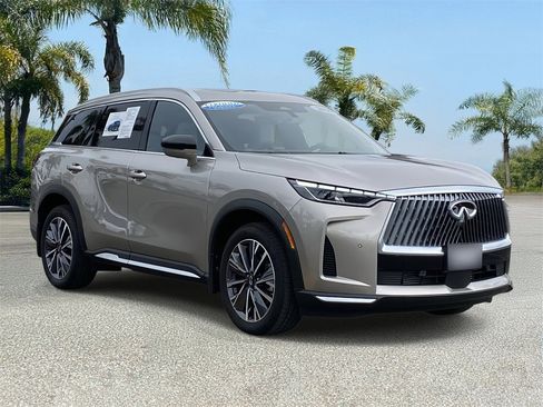 Certified 2026 INFINITI QX60 Luxe w/ Family Package image 5