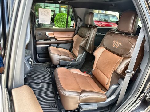 Used 2026 Ford Expedition King Ranch AWD/4WD image 23