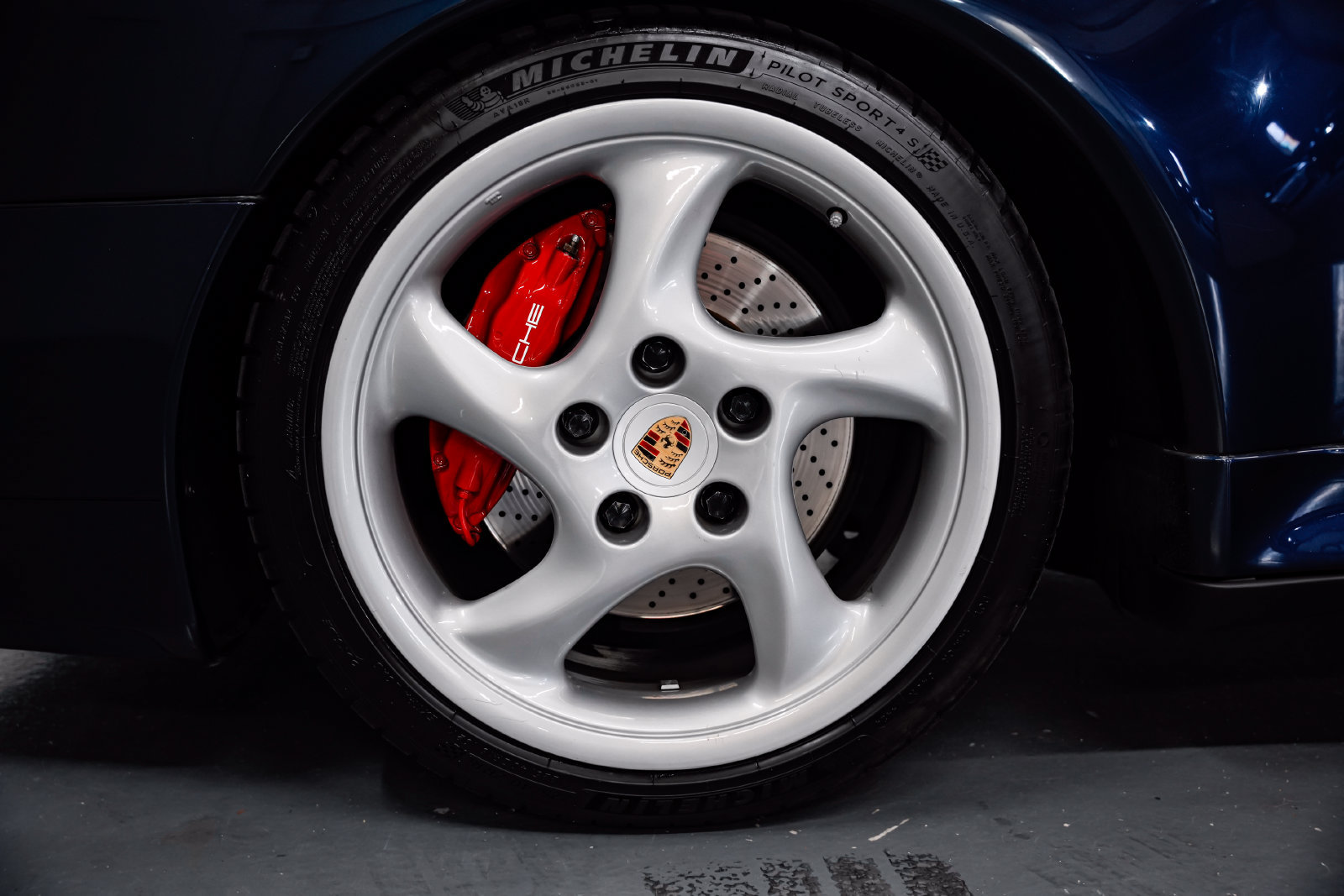 Used 1996 Porsche 911 Carrera 4S AWD/4WD image 50