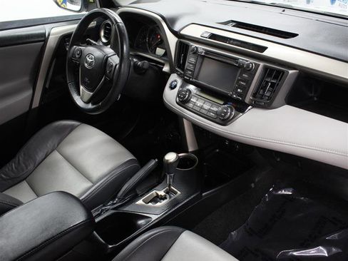 Used 2014 Toyota RAV4 Limited image 10
