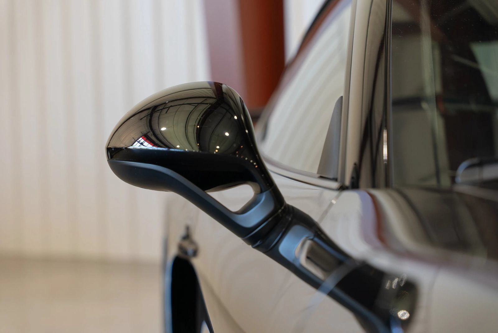 Used 2016 Porsche Cayman GT4 RWD image 15