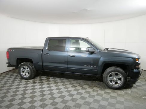 Used 2018 Chevrolet Silverado 1500 LT w/ All Star Edition image 2