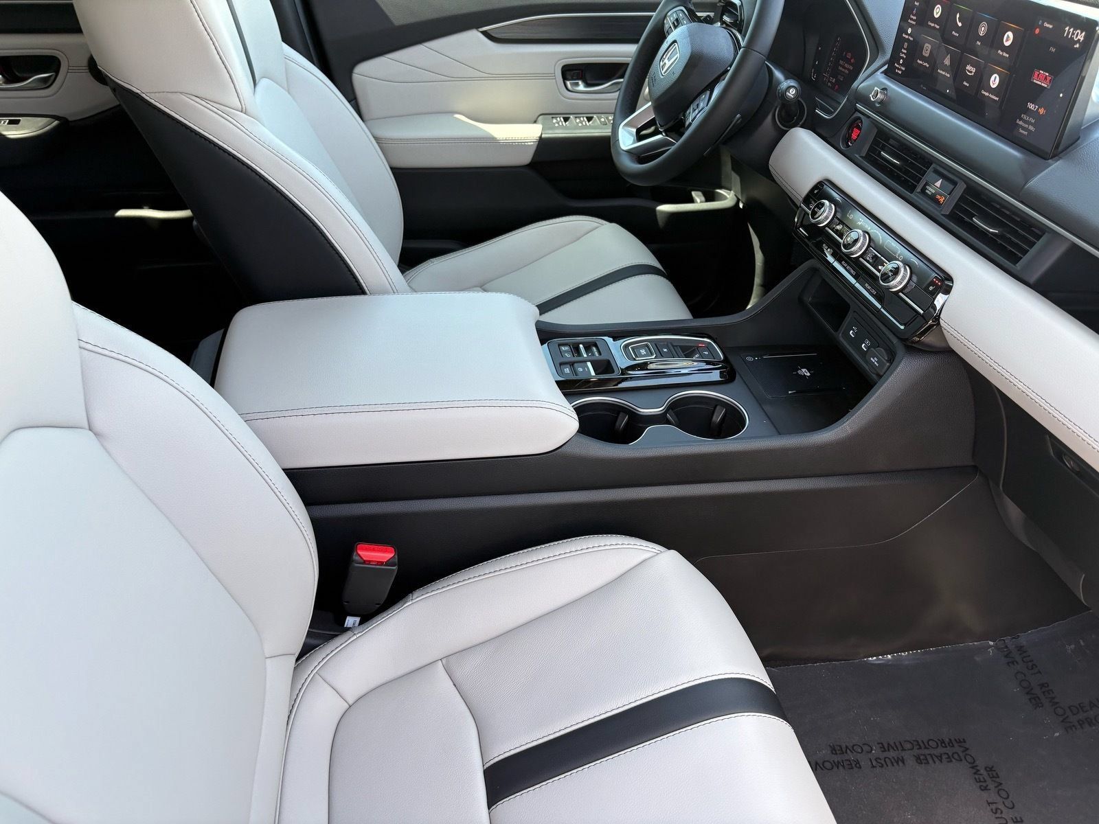 New 2026 Honda Pilot Touring image 16