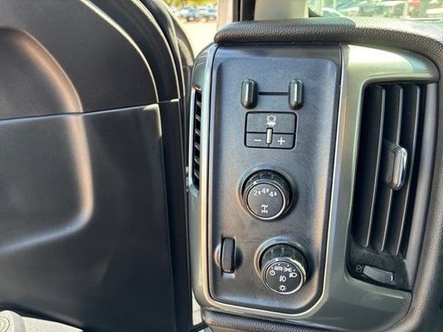 Used 2019 Chevrolet Silverado 2500 LT w/ LT Convenience Package AWD/4WD image 21