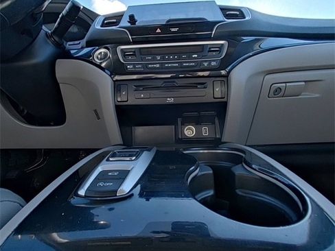 Used 2019 Honda Pilot Touring image 27