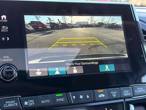 Used 2024 Honda Odyssey Elite image 15