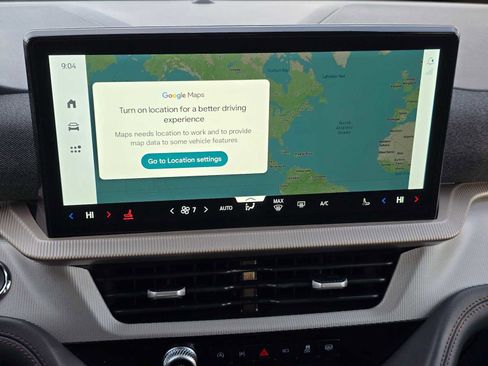 Used 2025 Ford Explorer Active image 30