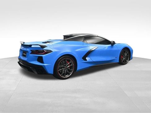 Used 2023 Chevrolet Corvette Stingray Premium Conv w/ Z51 Performance Package RWD image 5