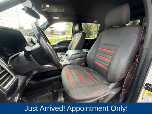 Used 2016 Ford F150 XLT w/ Equipment Group 302A Luxury AWD/4WD image 9