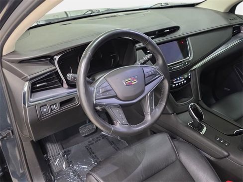 Used 2019 Cadillac XT5 Premium Luxury w/ Driver Assist Package image 16