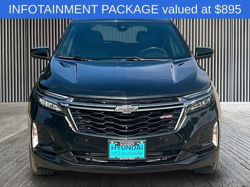 Used 2022 Chevrolet Equinox RS w/ Infotainment Package FWD image 3