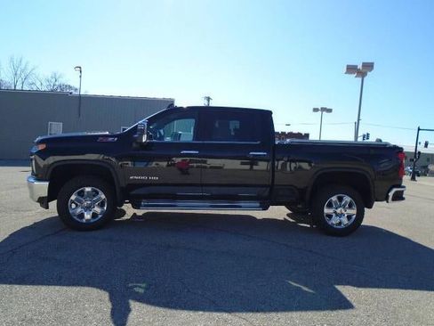 Used 2022 Chevrolet Silverado 2500 LTZ AWD/4WD image 4