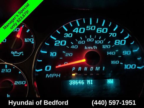 Used 2023 Chevrolet Express 2500 w/ Driver Convenience Package RWD image 12