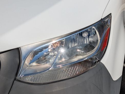 Used 2020 Mercedes-Benz Sprinter 2500 image 6