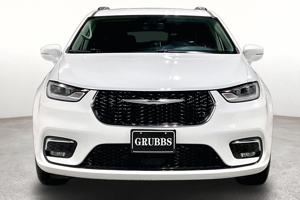 Used 2021 Chrysler Pacifica Touring-L AWD/4WD image 4