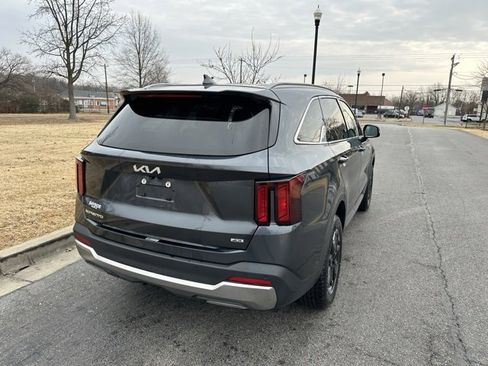 Certified 2024 Kia Sorento S image 20