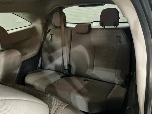 Used 2022 Toyota Sienna LE image 22