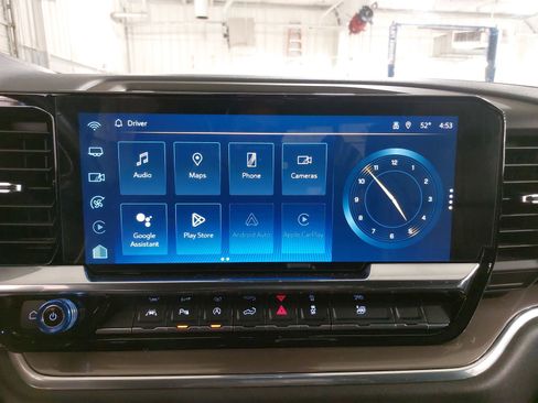 Used 2022 Chevrolet Silverado 1500 High Country w/ High Country Premium Package image 24