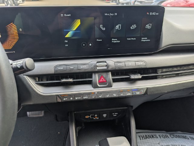 Used 2025 Kia K4 FWD image 15