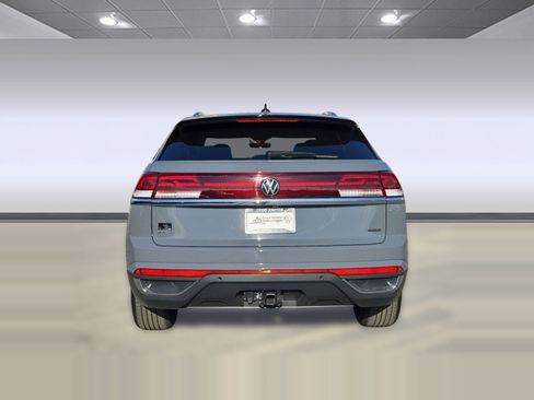 New 2026 Volkswagen Atlas Cross Sport SE image 9