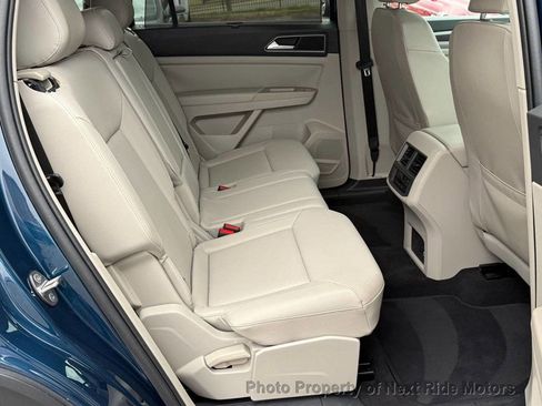 Used 2019 Volkswagen Atlas SE w/ Towing Package image 12