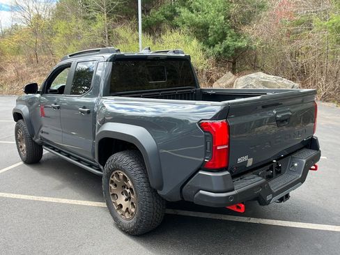 Used 2025 Toyota Tacoma 4x4 Double Cab Hybrid w/ Tow Tech Package image 3