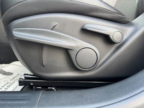 New 2026 Jeep Compass Latitude image 25