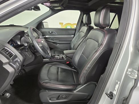 Used 2019 Ford Explorer Sport w/ Equipment Group 401A AWD/4WD image 11