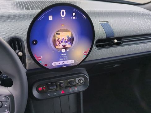 Used 2025 MINI Cooper S image 27