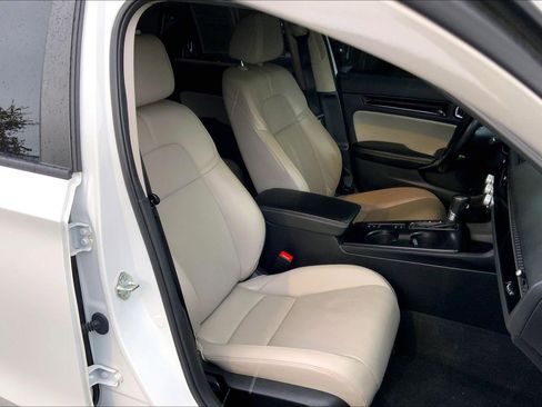 Used 2022 Honda Civic EX-L image 9