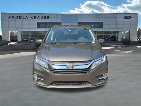Used 2018 Honda Odyssey Elite image 2