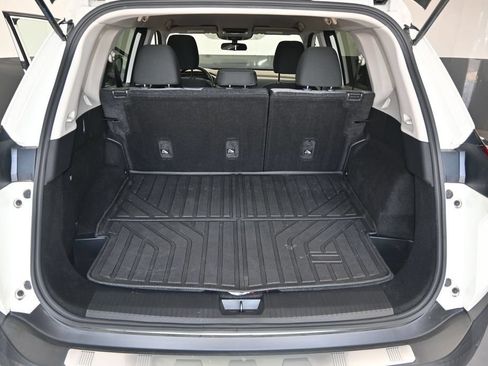 Used 2023 Nissan Rogue SV FWD image 14