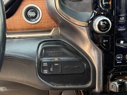 Used 2019 RAM 3500 Limited AWD/4WD image 22