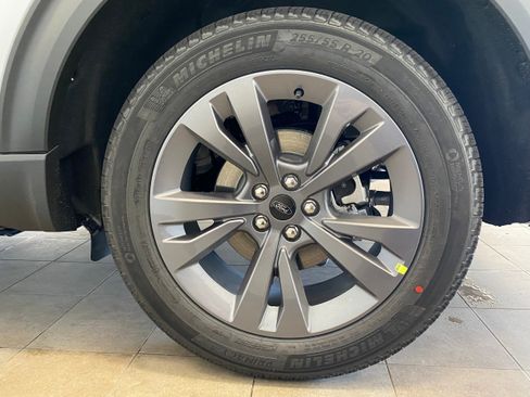 New 2026 Ford Explorer Active w/ Active Comfort Package AWD/4WD image 24