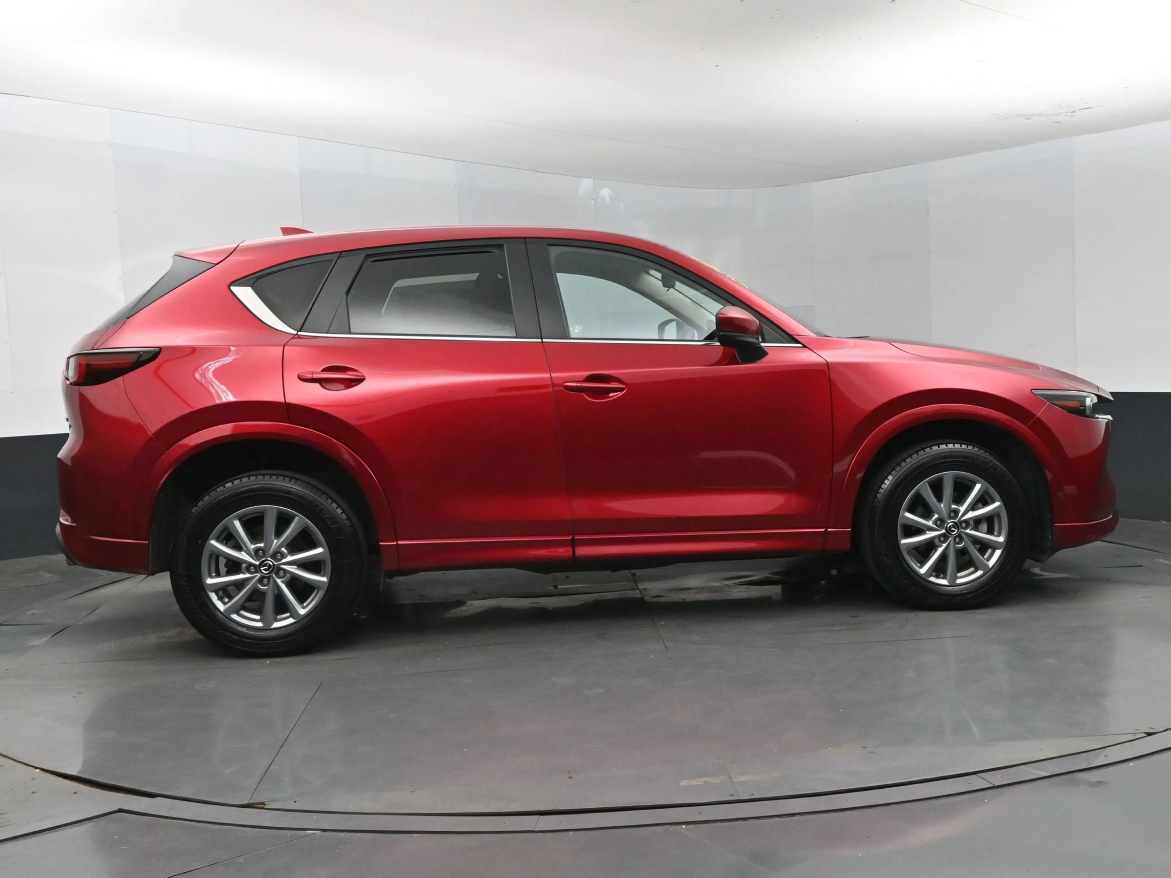 Used 2025 MAZDA CX-5 AWD 2.5 S w/ Select Package image 4