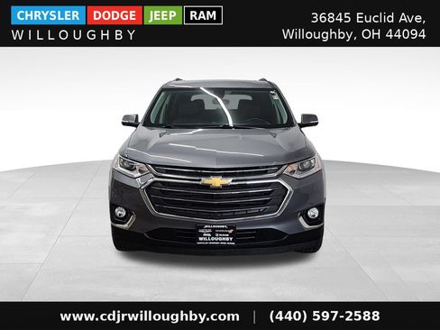 Used 2019 Chevrolet Traverse LT w/ LT Premium Package AWD/4WD image 2