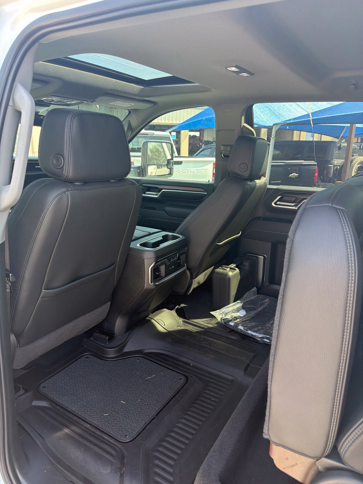 Used 2024 GMC Sierra 2500 Denali w/ Denali Reserve Package AWD/4WD image 5