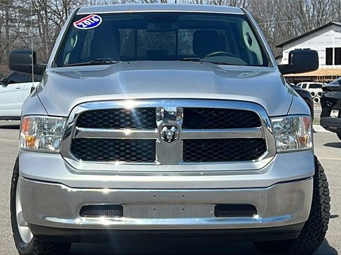 Used 2016 RAM 1500 Classic SLT image 3