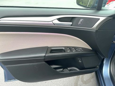 Used 2018 Ford Fusion S FWD image 14