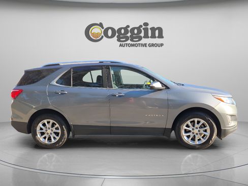Used 2018 Chevrolet Equinox LT image 7