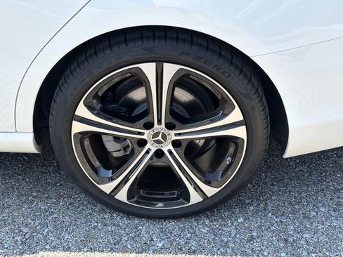 Used 2026 Mercedes-Benz C 300 Sedan image 4